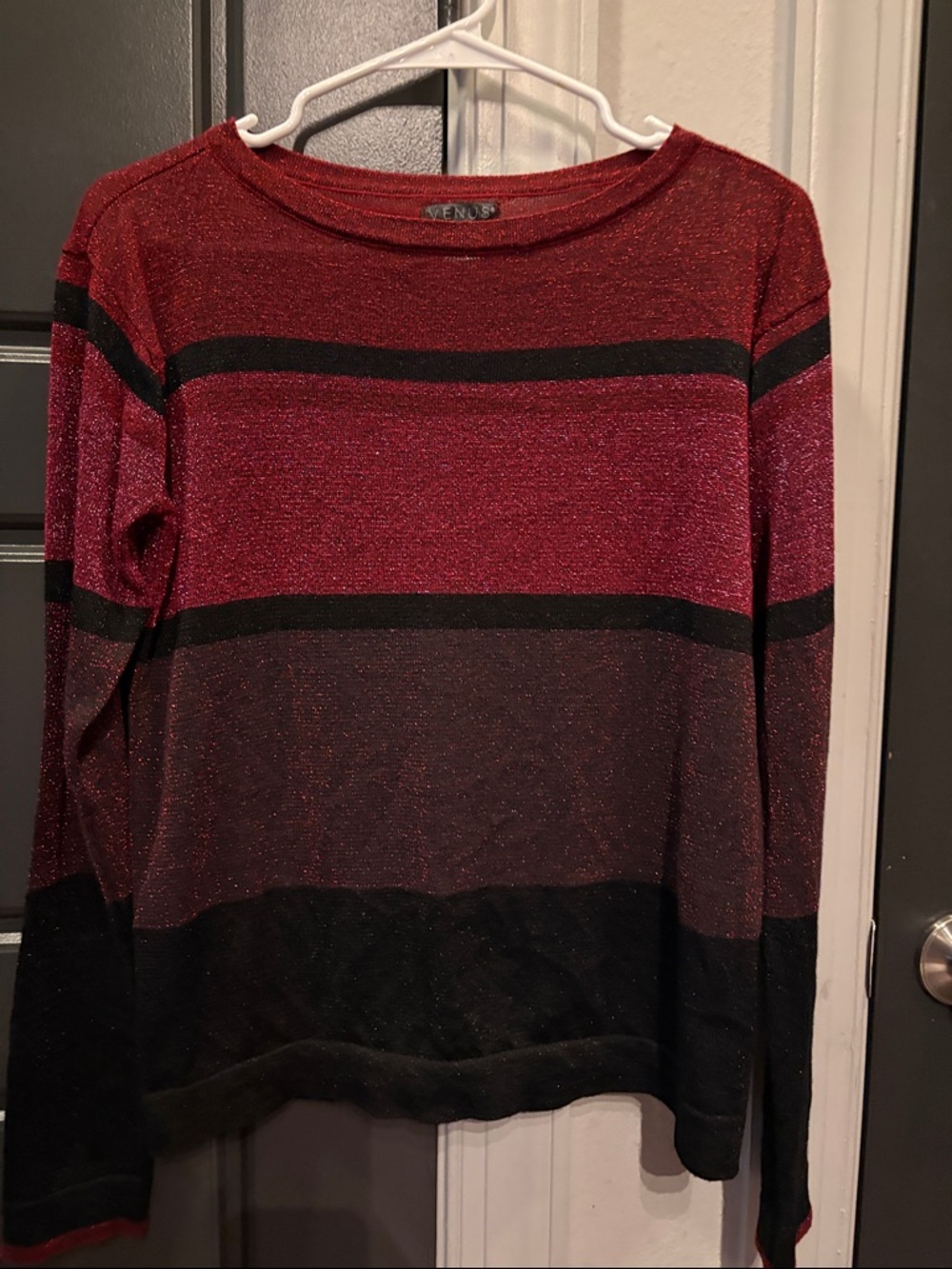 VENUS Sparkle Ribbed Knit Top in Deep Red